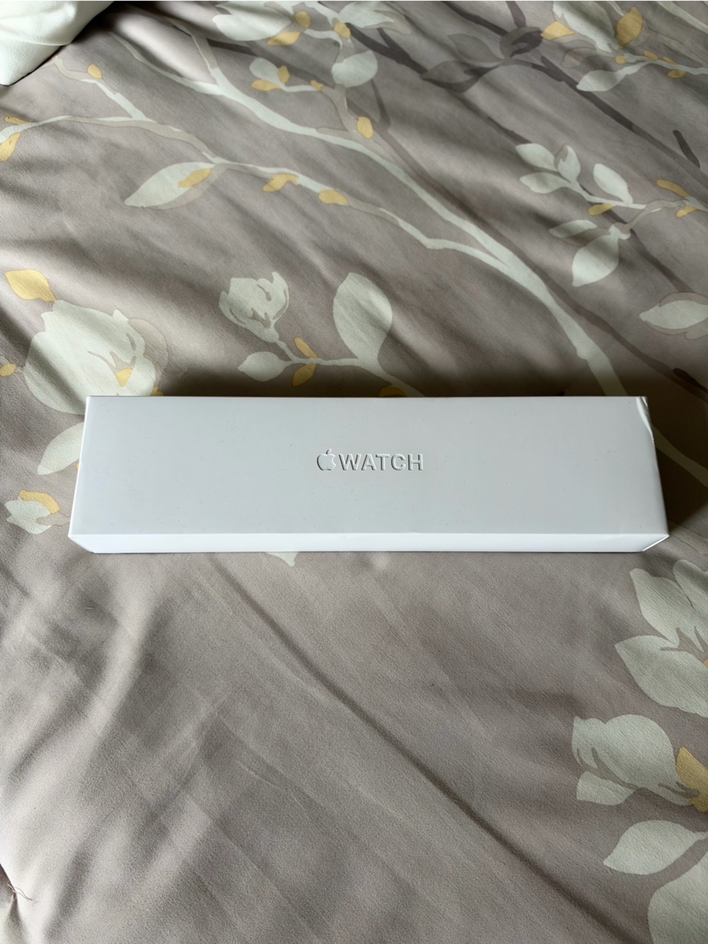 NEW SEALED Apple Watch Series 8 41mm GPS Midnight Sport Band S/M